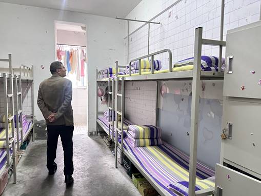 四川省工业贸易学校举行安全内务，双优比拼活动